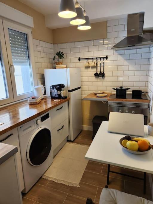 Moderno Apartamento Cerca Del Centro En León Extérieur photo